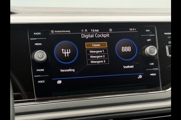 Volkswagen Taigo BWJ 2022 | 1.0 TSI R-Line Business AUTOMAAT | CAMERA A | VIRT. COCKPIT | PDC 2X | DONKER GLAS | 18'' LMV | CLIMA | NAVI |