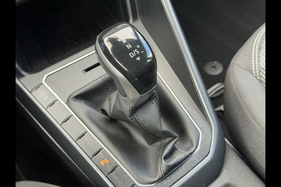 Volkswagen Taigo BWJ 2022 | 1.0 TSI R-Line Business AUTOMAAT | CAMERA A | VIRT. COCKPIT | PDC 2X | DONKER GLAS | 18'' LMV | CLIMA | NAVI |