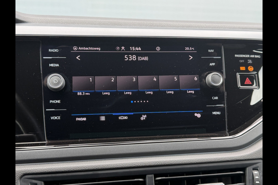 Volkswagen Taigo BWJ 2022 | 1.0 TSI R-Line Business AUTOMAAT | CAMERA A | VIRT. COCKPIT | PDC 2X | DONKER GLAS | 18'' LMV | CLIMA | NAVI |