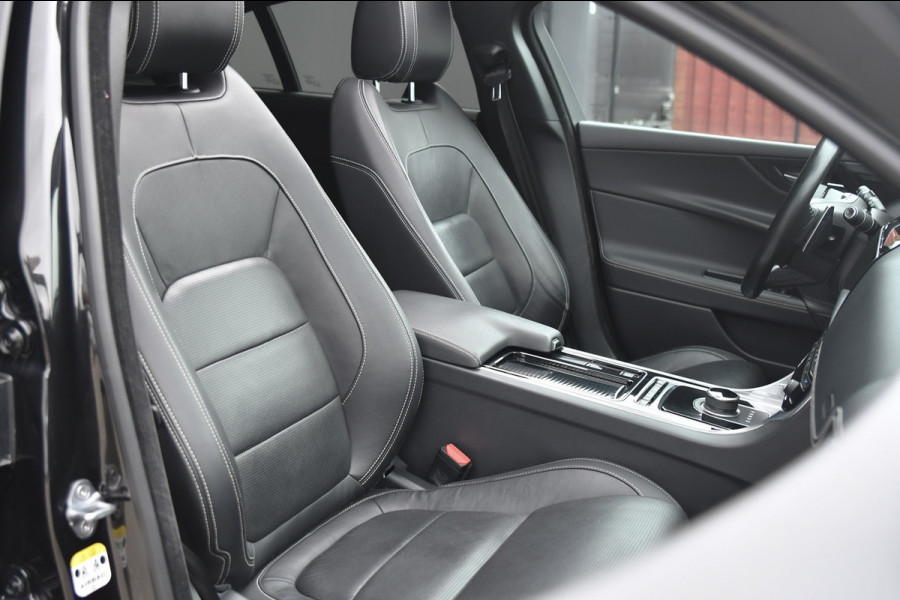 Jaguar XE 2.0 R-Sport, Panorama, Meridian, Leder, Memory, Camera, Carplay, Stuurverw.!
