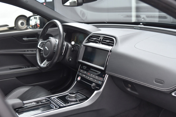 Jaguar XE 2.0 R-Sport, Panorama, Meridian, Leder, Memory, Camera, Carplay, Stuurverw.!