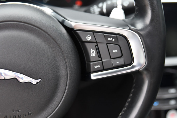 Jaguar XE 2.0 R-Sport, Panorama, Meridian, Leder, Memory, Camera, Carplay, Stuurverw.!