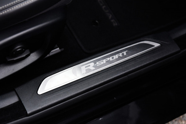 Jaguar XE 2.0 R-Sport, Panorama, Meridian, Leder, Memory, Camera, Carplay, Stuurverw.!