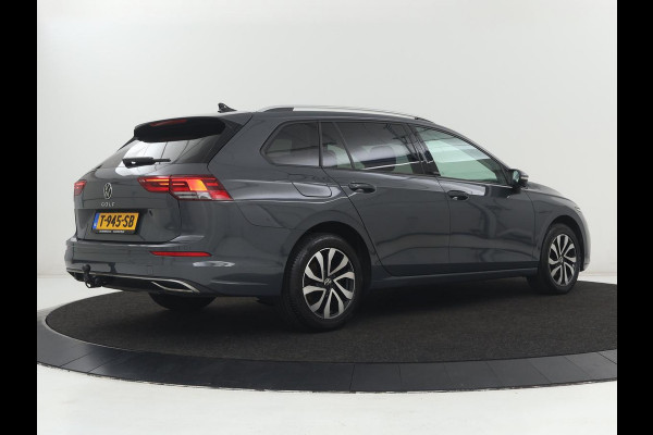 Volkswagen Golf 1.5 TSI Active Life | Trekhaak | Stoelverwarming | Carplay | Sfeerverlichting | Navigatie | Adaptive cruise | Parkeerhulp | Stuurverwarming | Bluetooth | Climate control