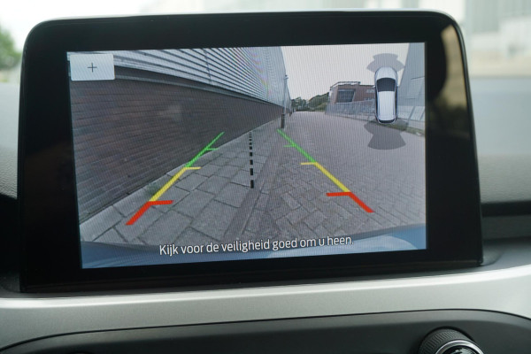 Ford Focus 1.0 EcoB.125PK Hybrid Business/Camera/AppleCarplay /Navigatie.