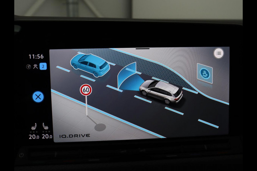 Volkswagen Golf 1.5 TSI Active Life | Trekhaak | Stoelverwarming | Carplay | Sfeerverlichting | Navigatie | Adaptive cruise | Parkeerhulp | Stuurverwarming | Bluetooth | Climate control