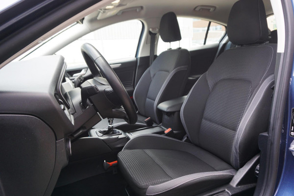 Ford Focus 1.0 EcoB.125PK Hybrid Business/Camera/AppleCarplay /Navigatie.