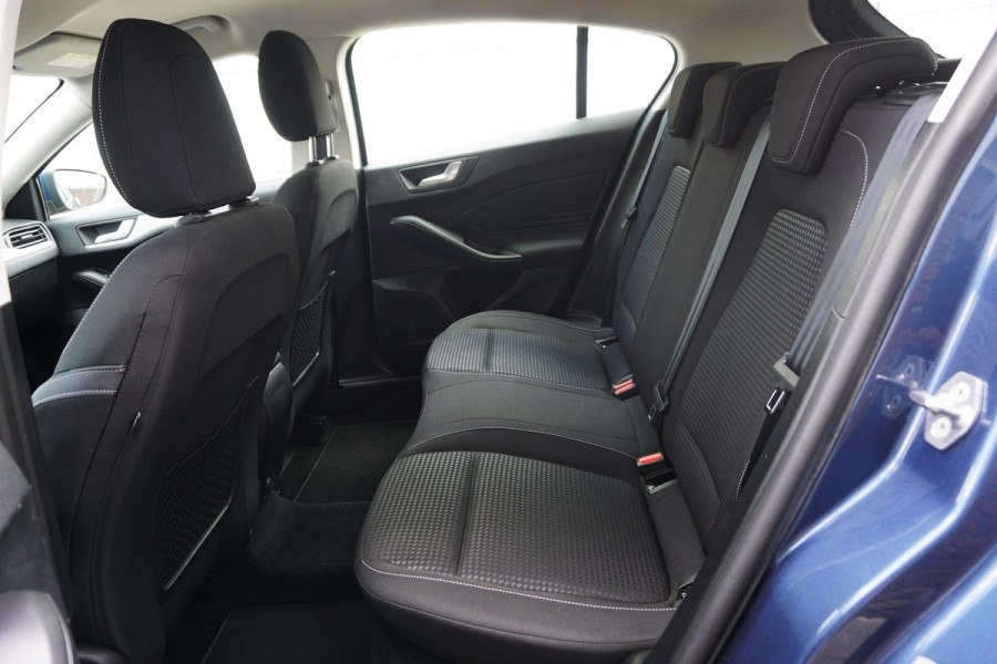 Ford Focus 1.0 EcoB.125PK Hybrid Business/Camera/AppleCarplay /Navigatie.