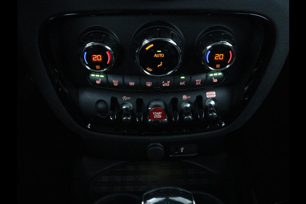 MINI Clubman 1.5 Cooper Business Edition | Automaat | Stoelverwarming | Carplay | Sportstoelen | Half leder | Full LED | Navigatie | Parkeerhulp | Climate control | Cruise control | Origineel NL
