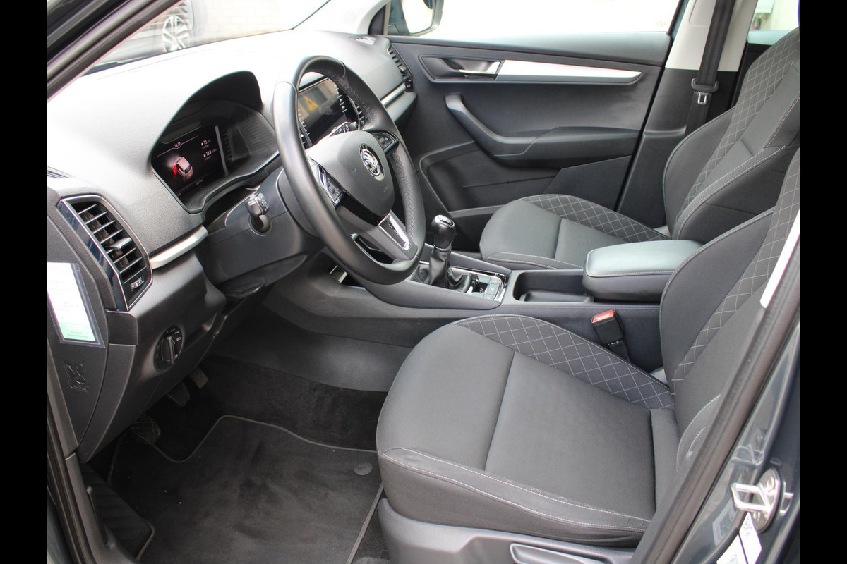 Škoda Karoq 1.0 TSI Clever Edition | APPLE CARPLAY / ANDROID AUTO | ACHTERUITRIJCAMERA | CRUISE CONTROL |