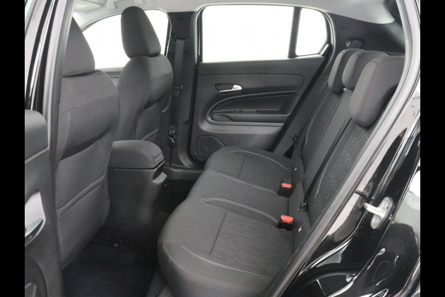 Fiat 600 1.2 Hybrid Urban | Stoelverwarming | 360 camera | Cruise control | Navigatie | Carplay | DAB | Climate control | Full LED | Park assist | Sfeerverlichting