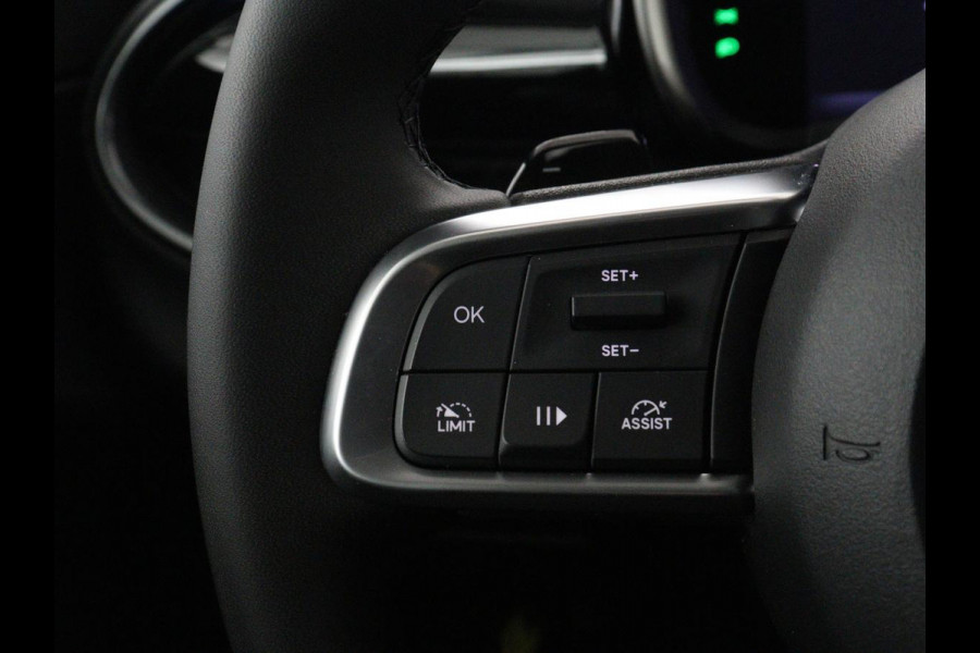 Fiat 600 1.2 Hybrid Urban | Stoelverwarming | 360 camera | Cruise control | Navigatie | Carplay | DAB | Climate control | Full LED | Park assist | Sfeerverlichting