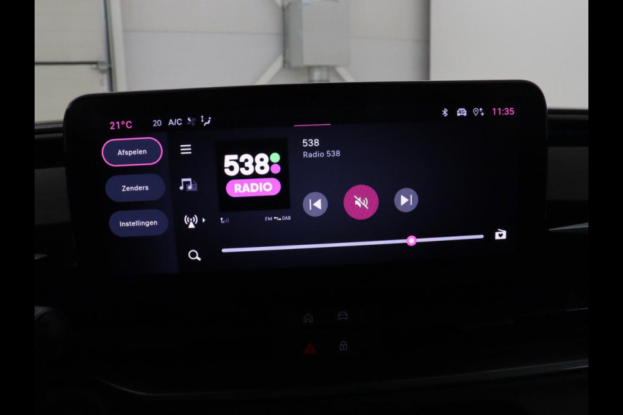 Fiat 600 1.2 Hybrid Urban | Stoelverwarming | 360 camera | Cruise control | Navigatie | Carplay | DAB | Climate control | Full LED | Park assist | Sfeerverlichting