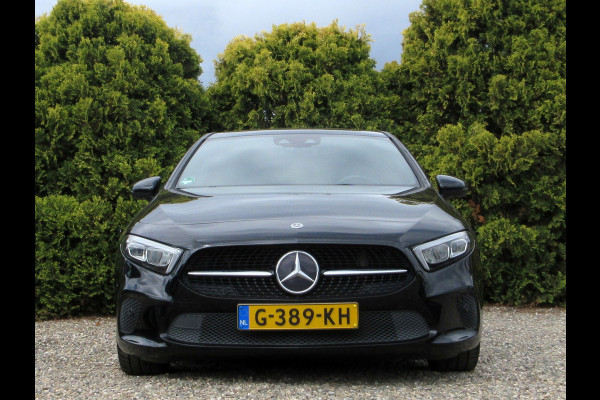 Mercedes-Benz A-Klasse 220 Launch Ed. Automaat * LED * Virt. Cockpit * Camera *