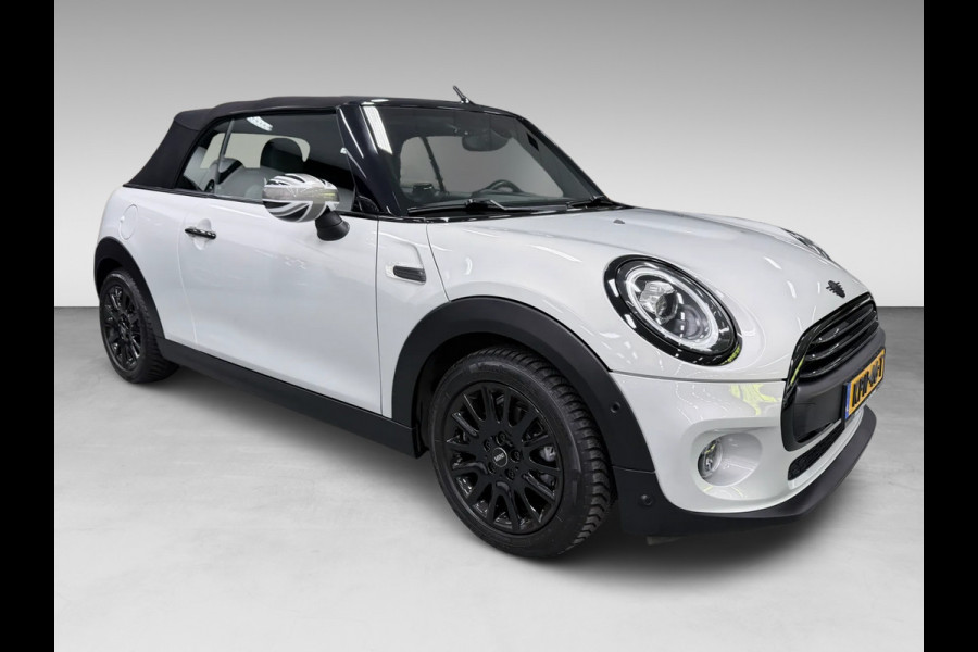 MINI Cabrio 1.5 CHILI BLACK-LINE 27DKM/V-COCKPIT/NAVI/LED/DAB/CARPLAY/ECC/PDC/CRUISE///