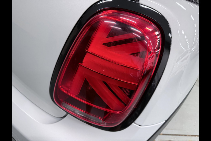MINI Cabrio 1.5 CHILI BLACK-LINE 27DKM/V-COCKPIT/NAVI/LED/DAB/CARPLAY/ECC/PDC/CRUISE///