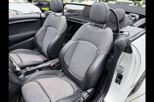 MINI Cabrio 1.5 CHILI BLACK-LINE 27DKM/V-COCKPIT/NAVI/LED/DAB/CARPLAY/ECC/PDC/CRUISE///