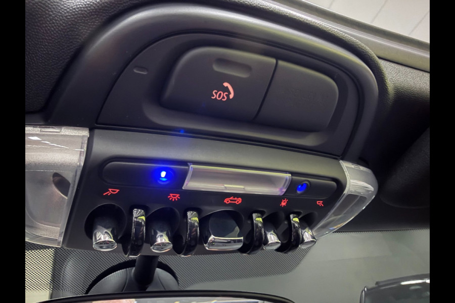 MINI Cabrio 1.5 CHILI BLACK-LINE 27DKM/V-COCKPIT/NAVI/LED/DAB/CARPLAY/ECC/PDC/CRUISE///