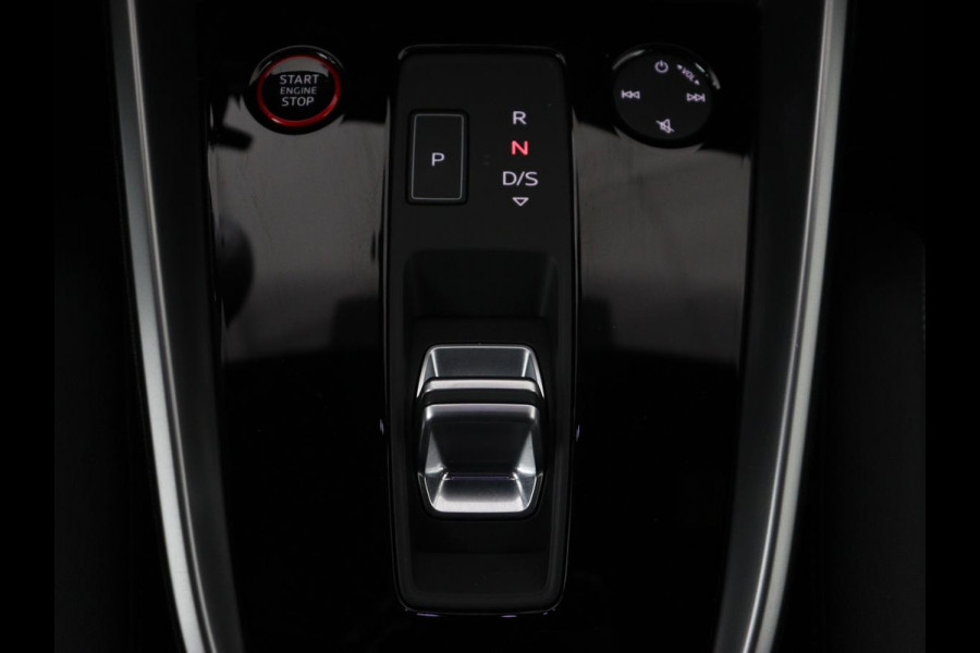 Audi A3 2.0 TFSI S3 quattro | Adaptive cruise | B&O | Bang & Olufsen | Matrix LED | Leder/Alcantara | Park Assist | Stoelverwarming | Virtual Cockpit | Carplay | Navigatie | Sportstoelen | Climate control