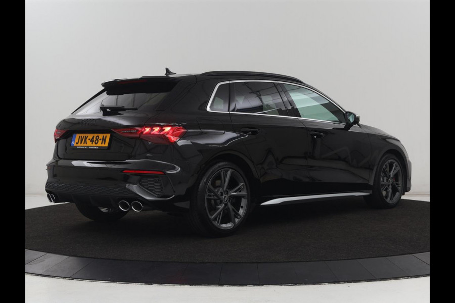 Audi A3 2.0 TFSI S3 quattro | Adaptive cruise | B&O | Bang & Olufsen | Matrix LED | Leder/Alcantara | Park Assist | Stoelverwarming | Virtual Cockpit | Carplay | Navigatie | Sportstoelen | Climate control