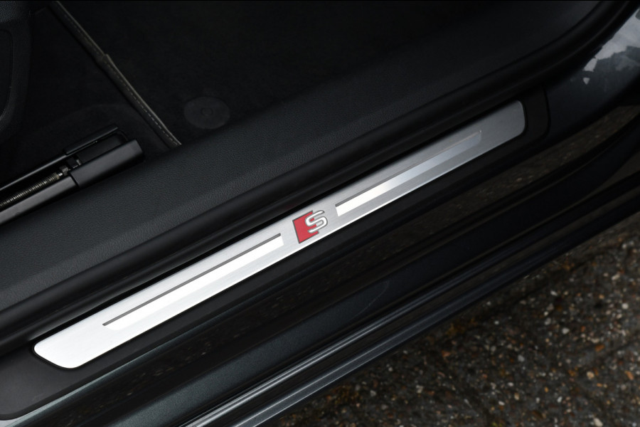 Audi A6 Avant 55 TFSI e quattro Competition S-Line, Pano, B&O, 360 3D, ACC, HUD, Memory, Trekhaak, Matrix!
