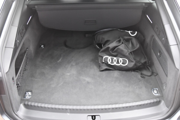Audi A6 Avant 55 TFSI e quattro Competition S-Line, Pano, B&O, 360 3D, ACC, HUD, Memory, Trekhaak, Matrix!