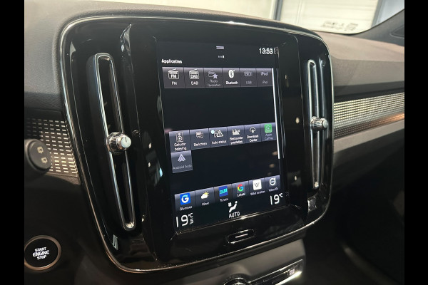 Volvo XC40 T4 Aut. Plug-in Hybrid R-Design Parkeercamera Panoramadak 211pk