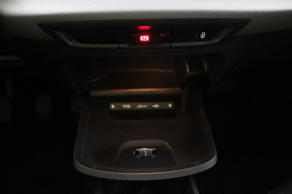 Citroën Grand C4 Spacetourer 1.2*7-ZITS*CAM*HAAK*CARPLAY*NAVI*CRUISE*