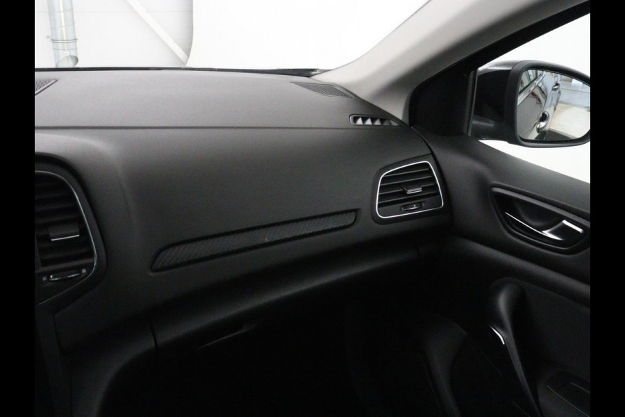 Renault Mégane Estate 1.3 TCe Limited | Trekhaak | Parkeerhulp | Cruise control | Climate control | Navigatie | Bluetooth | Keyless | Sfeerverlichting |