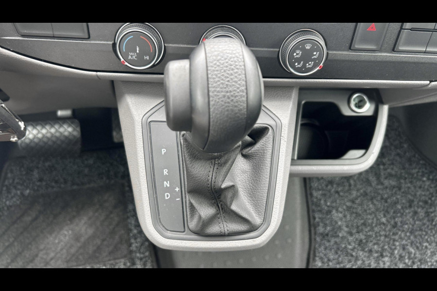 Volkswagen Transporter L2H1 2.0 TDI 150pk DSG Comfortline / Automaat / 2x schuifdeur /Navigatie