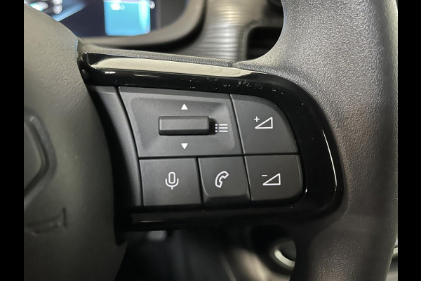 Jeep Avenger Longitude 54 kWh Navigatie Apple Carplay/ Android Auto Parkeersensor achter Cruise Control Stoelverwarming Full LED Virtual Cockpit Climate Control