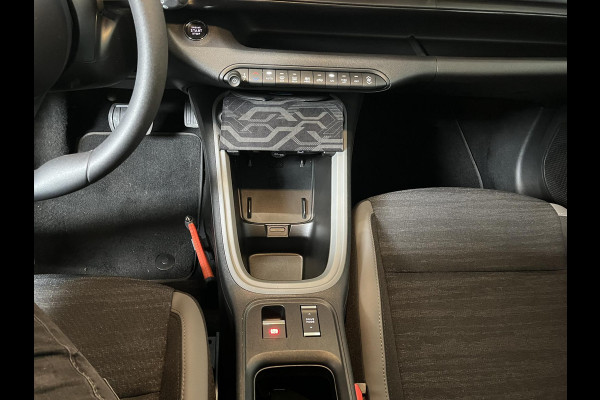 Jeep Avenger Longitude 54 kWh Navigatie Apple Carplay/ Android Auto Parkeersensor achter Cruise Control Stoelverwarming Full LED Virtual Cockpit Climate Control