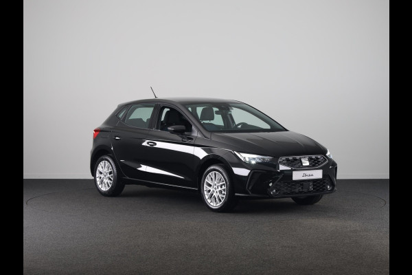 Seat Ibiza Style Plus 1.0 EcoTSI 95 PK | Midnight Black Metallic | Apple Carplay | Park Assist | Cruise Control