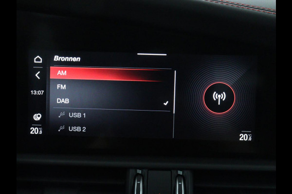 Alfa Romeo Giulia 2.0 T GME AWD Competizione Q4 280pk Leder | Memory | Leder | Memory | Leder dashboard | Stuur/stoel verwarming | Matrix koplampen | Harman / Kardon | Dodehoek detectie | Park assist | Camera | Climate control | Virtual dashboard |