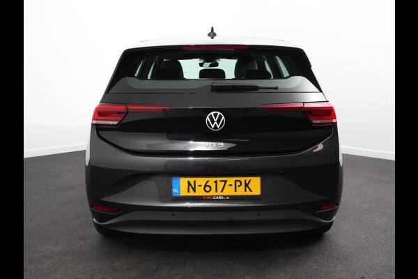 Volkswagen ID.3 Pro 58 kWh SOH 90%  Navigatie Apple Carplay/Android Auto Parkeersensoren Adaptive Cruise Control Stoel- en stuurverwarming Full Led Climate Control