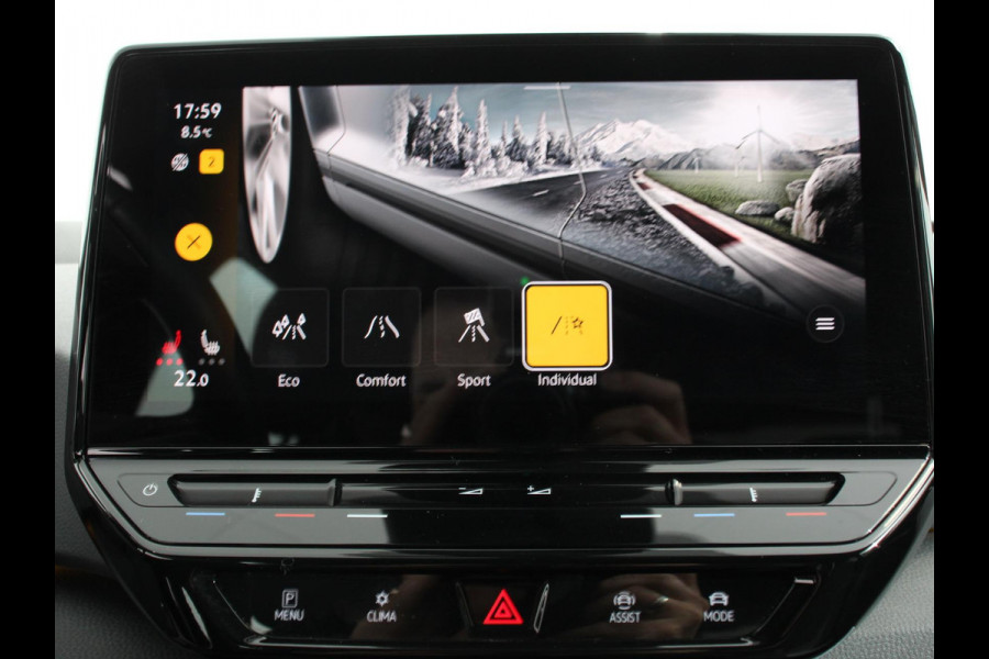 Volkswagen ID.3 Pro 58 kWh SOH 90%  Navigatie Apple Carplay/Android Auto Parkeersensoren Adaptive Cruise Control Stoel- en stuurverwarming Full Led Climate Control