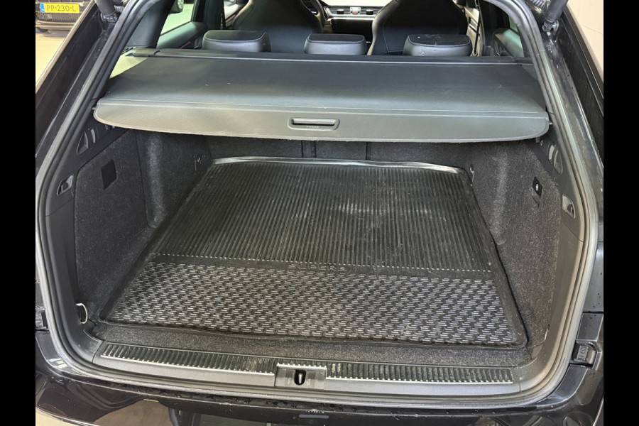Škoda Superb Combi 1.4 TSI iV Sportline Business | 360 Camera | Canton Audio | Alcantara