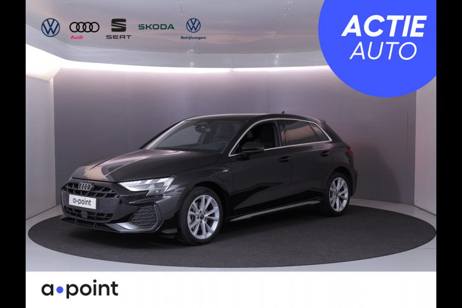 Audi A3 Sportback 40 TFSI e S edition 204 pk S-tronic | Verlengde garantie | Parkeersensoren (Park assist) | Achteruitrijcamera | Adaptieve cruise control | Autom. airco (3 zones) | S-Line |