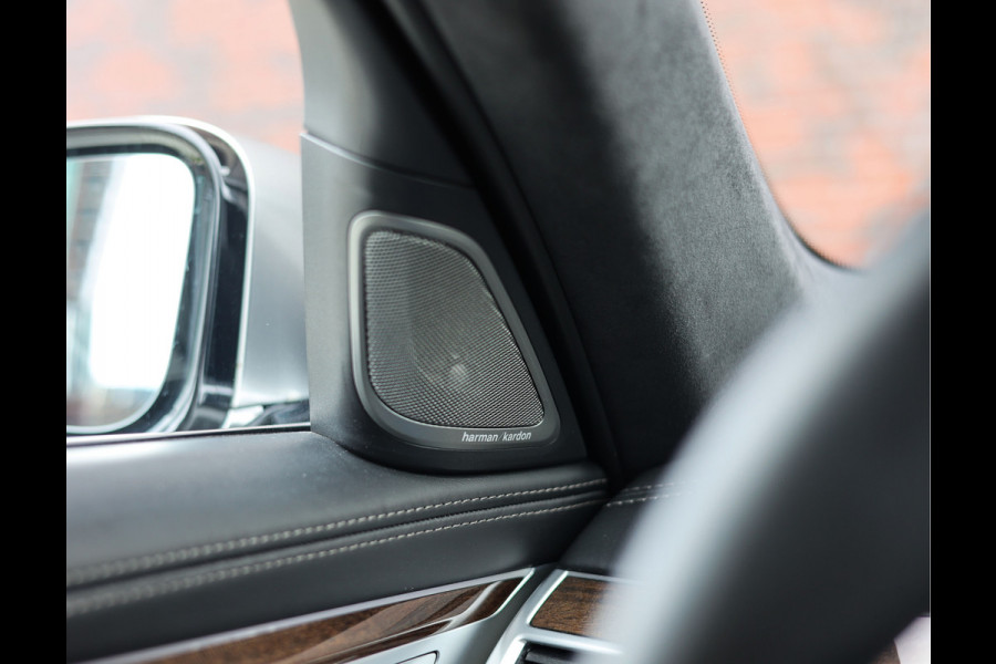 BMW 7 Serie 750Li xDrive High Executive | Lounge Pack - Pano - Trekhaak