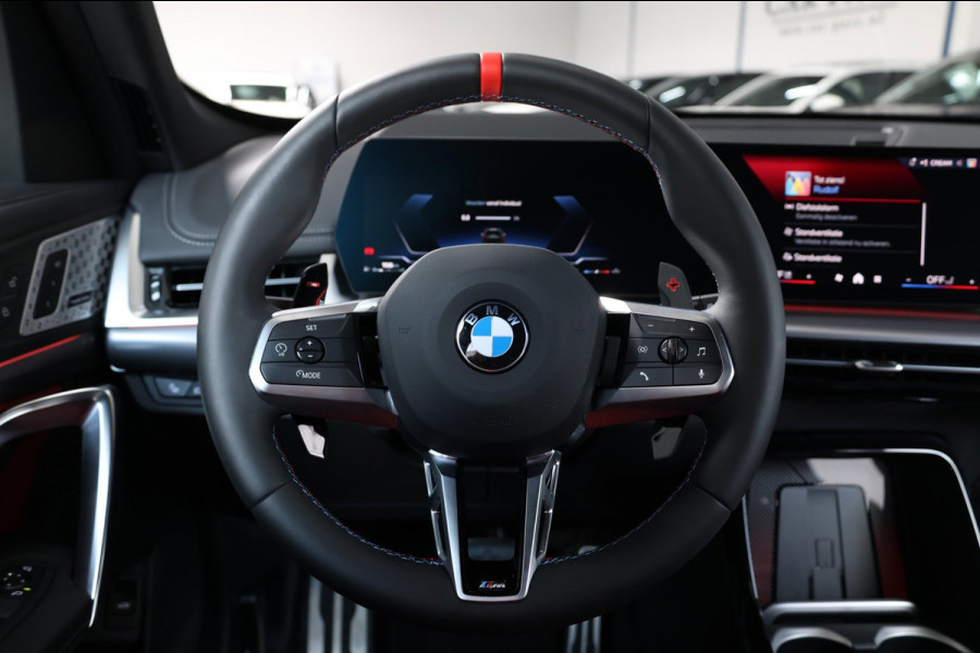BMW X1 M35i 301+PK FULL/LASER/VIRTUAL/SFEER/HUD/PANO/LEER+S.VERWARMING+MEMORY/360/20" LMV/ACC/ECC/FABRIEKSGARANTIE!