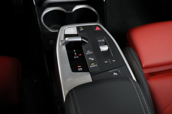 BMW X1 M35i 301+PK FULL/LASER/VIRTUAL/SFEER/HUD/PANO/LEER+S.VERWARMING+MEMORY/360/20" LMV/ACC/ECC/FABRIEKSGARANTIE!