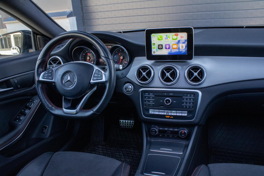 Mercedes-Benz CLA-Klasse 180 Buss AMG PANO CAMERA CARPLAY LED