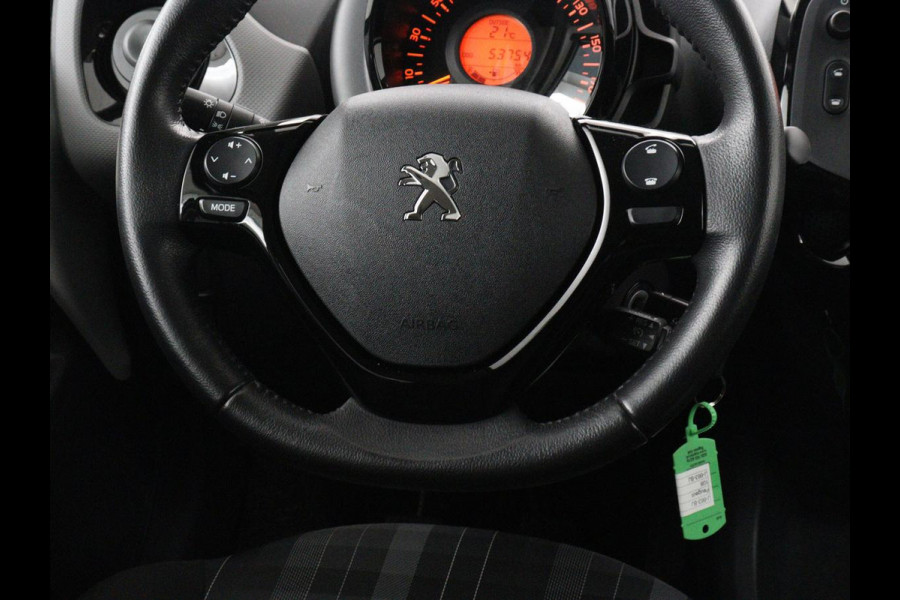 Peugeot 108 | 5-Deurs | Elektrische ramen | Lichtmetaal | NAP 53.000 km | Peugeot 108 1.0 e-VTi Style | 5-Deurs | Elektrisch | 5-Deurs | Elektrische ramen | Lichtmetaal | NAP 53.000 km | Full LED | Bluetooth | Airco |