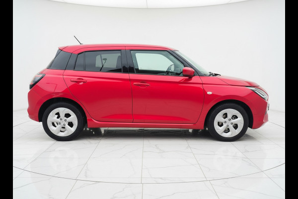 Suzuki Swift 1.2 Select Smart Hybrid Rijklaar + Fabrieksgarantie Henk Jongen Auto's in Helmond,  al 50 jaar service zoals 't hoort!