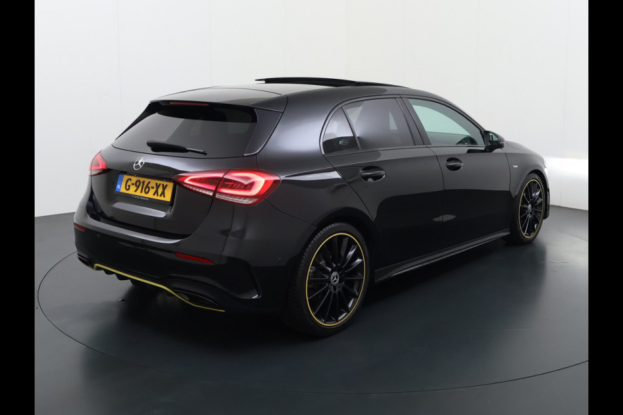 Mercedes-Benz A-Klasse 250 AMG line Edition 1 | Pano Distronic Multibeam Burmester