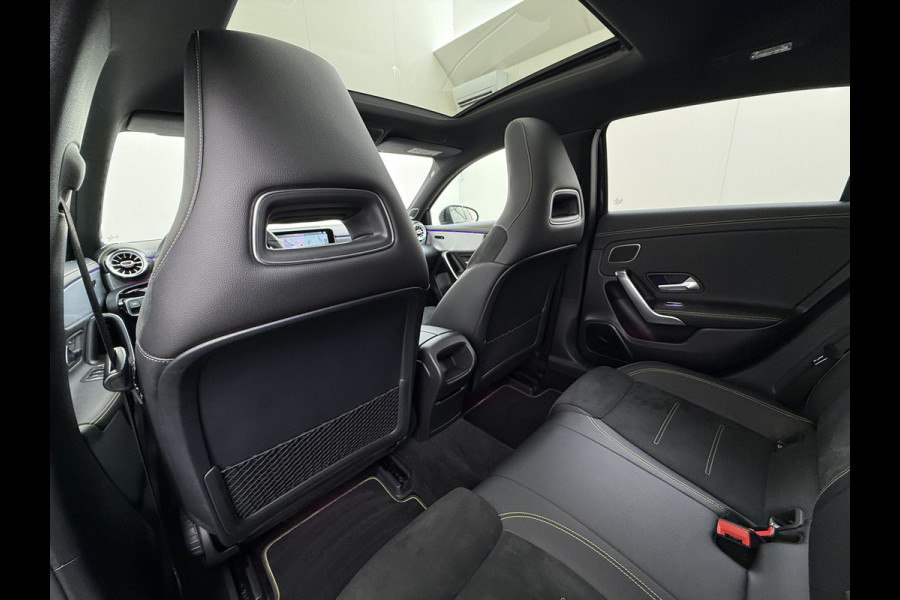 Mercedes-Benz A-Klasse 250 AMG line Edition 1 | Pano Distronic Multibeam Burmester