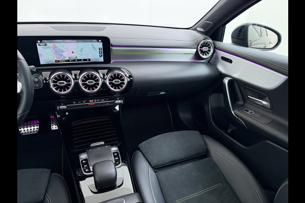 Mercedes-Benz A-Klasse 250 AMG line Edition 1 | Pano Distronic Multibeam Burmester