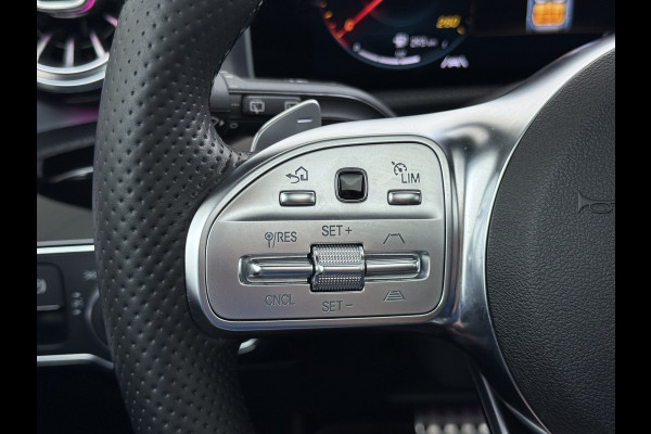 Mercedes-Benz A-Klasse 250 AMG line Edition 1 | Pano Distronic Multibeam Burmester