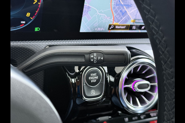 Mercedes-Benz A-Klasse 250 AMG line Edition 1 | Pano Distronic Multibeam Burmester