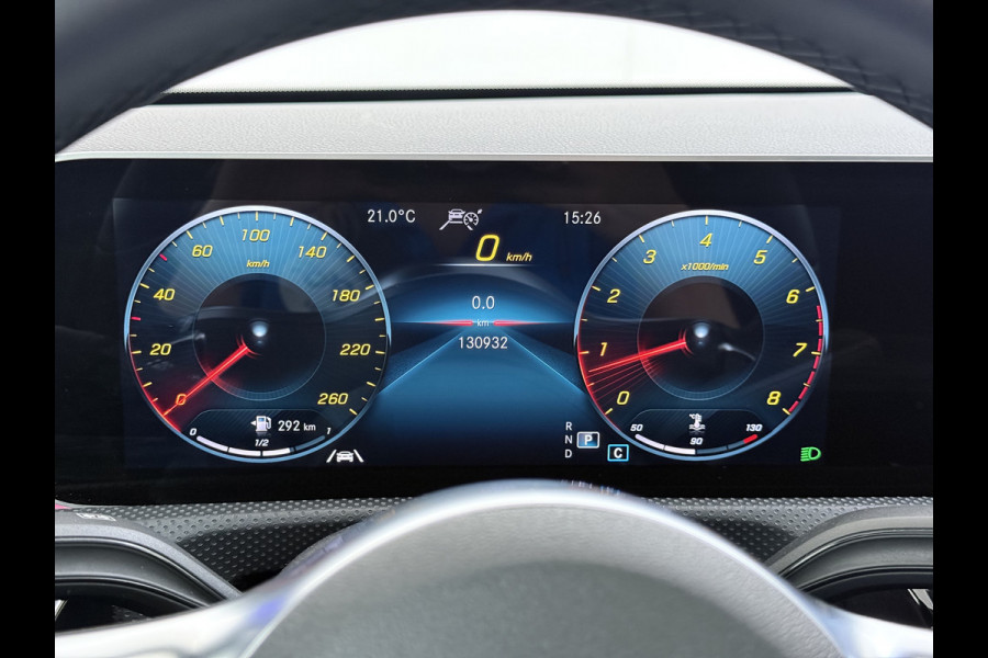 Mercedes-Benz A-Klasse 250 AMG line Edition 1 | Pano Distronic Multibeam Burmester